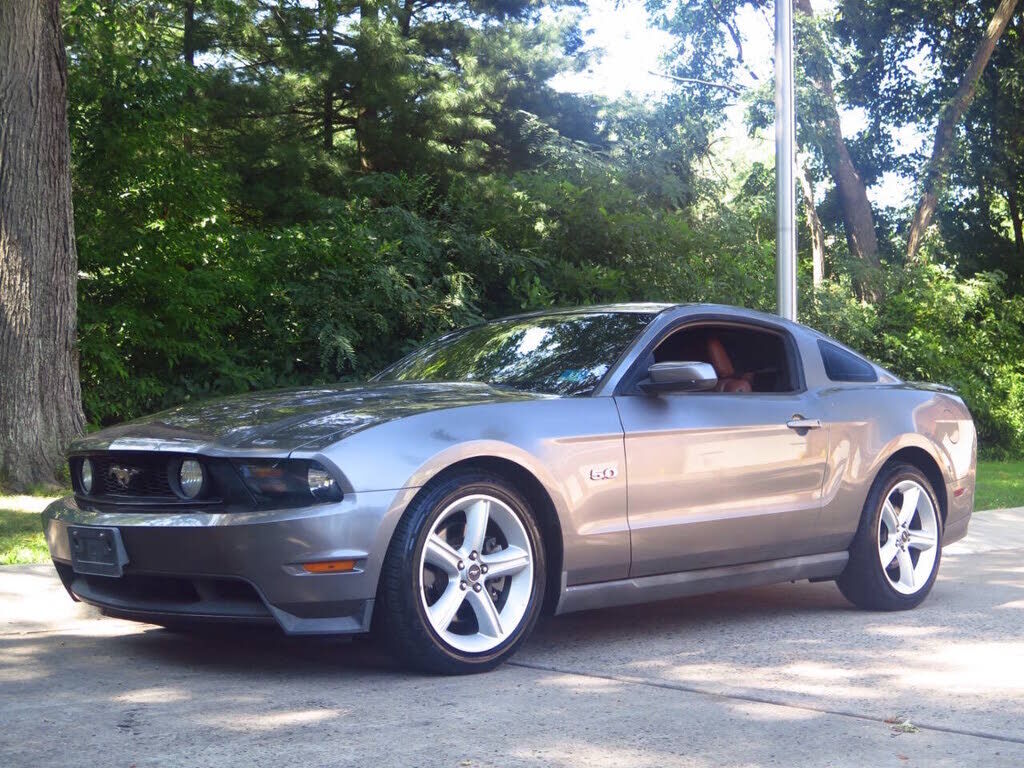 2011 FORD Mustang