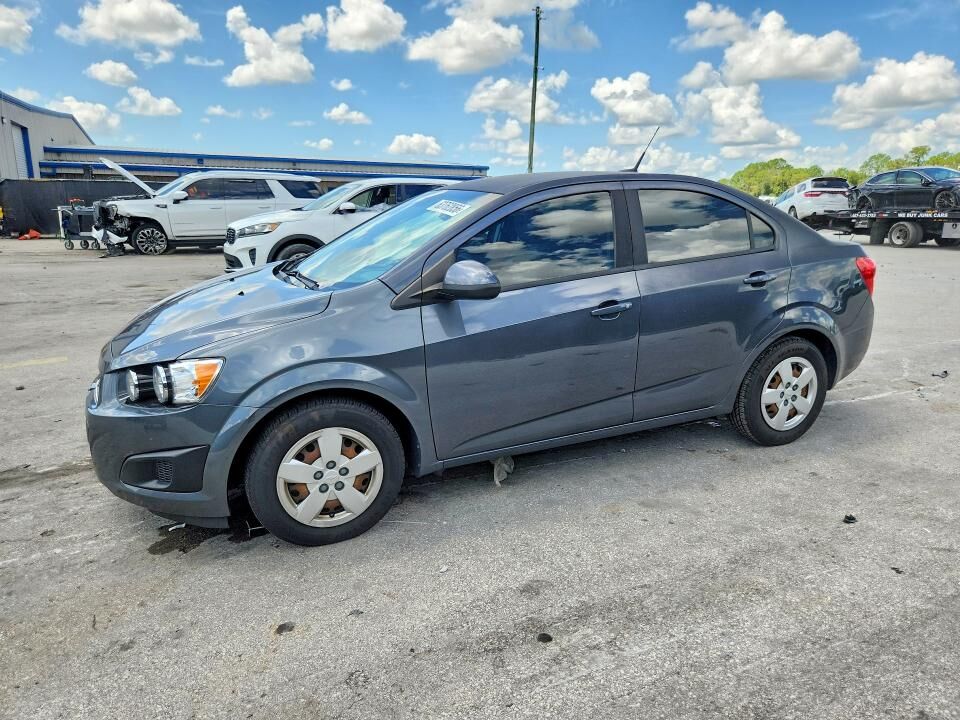 2013 CHEVROLET Sonic