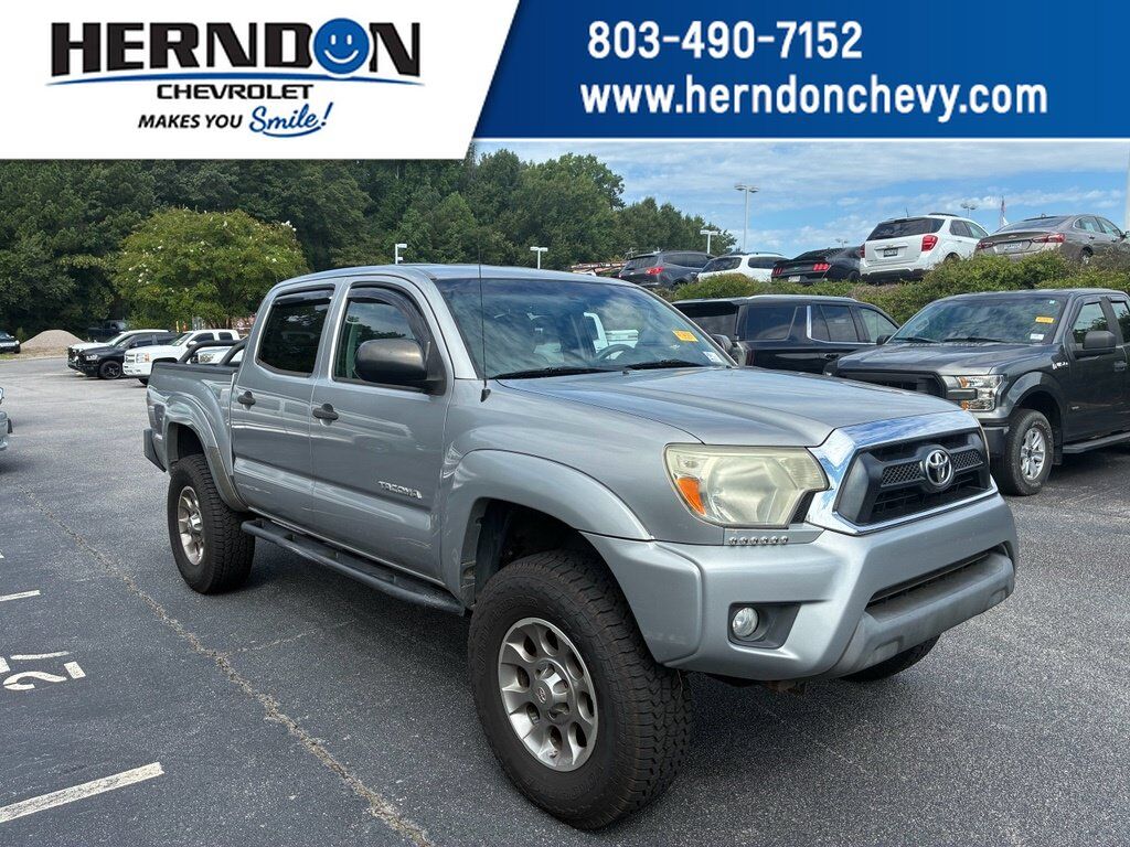 2015 TOYOTA Tacoma