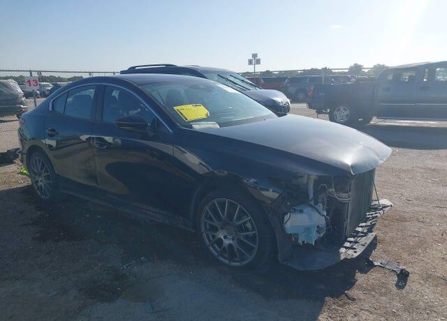 2021 MAZDA Mazda3