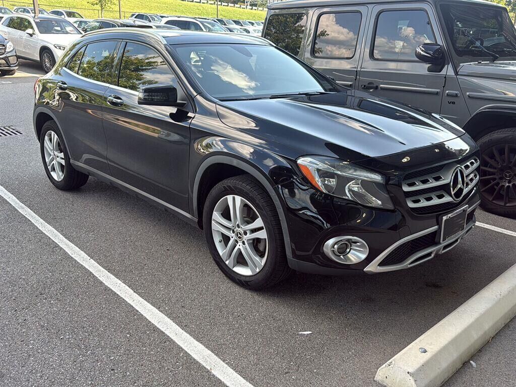 2019 MERCEDES-BENZ GLA-Class