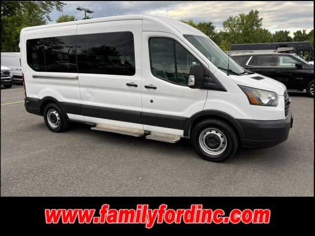 2015 FORD Transit