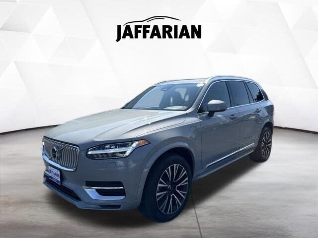 2025 VOLVO XC90