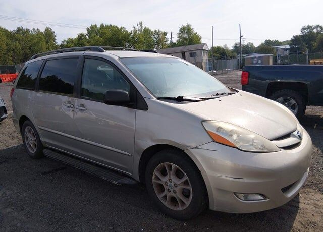 2006 TOYOTA Sienna