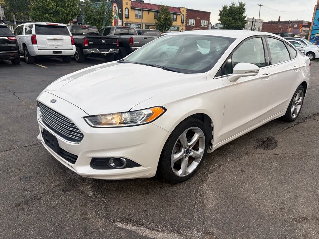 2016 FORD Fusion