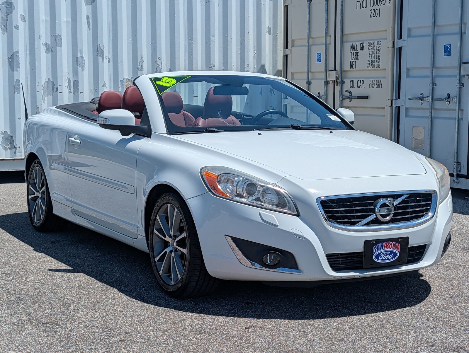 2013 VOLVO C70