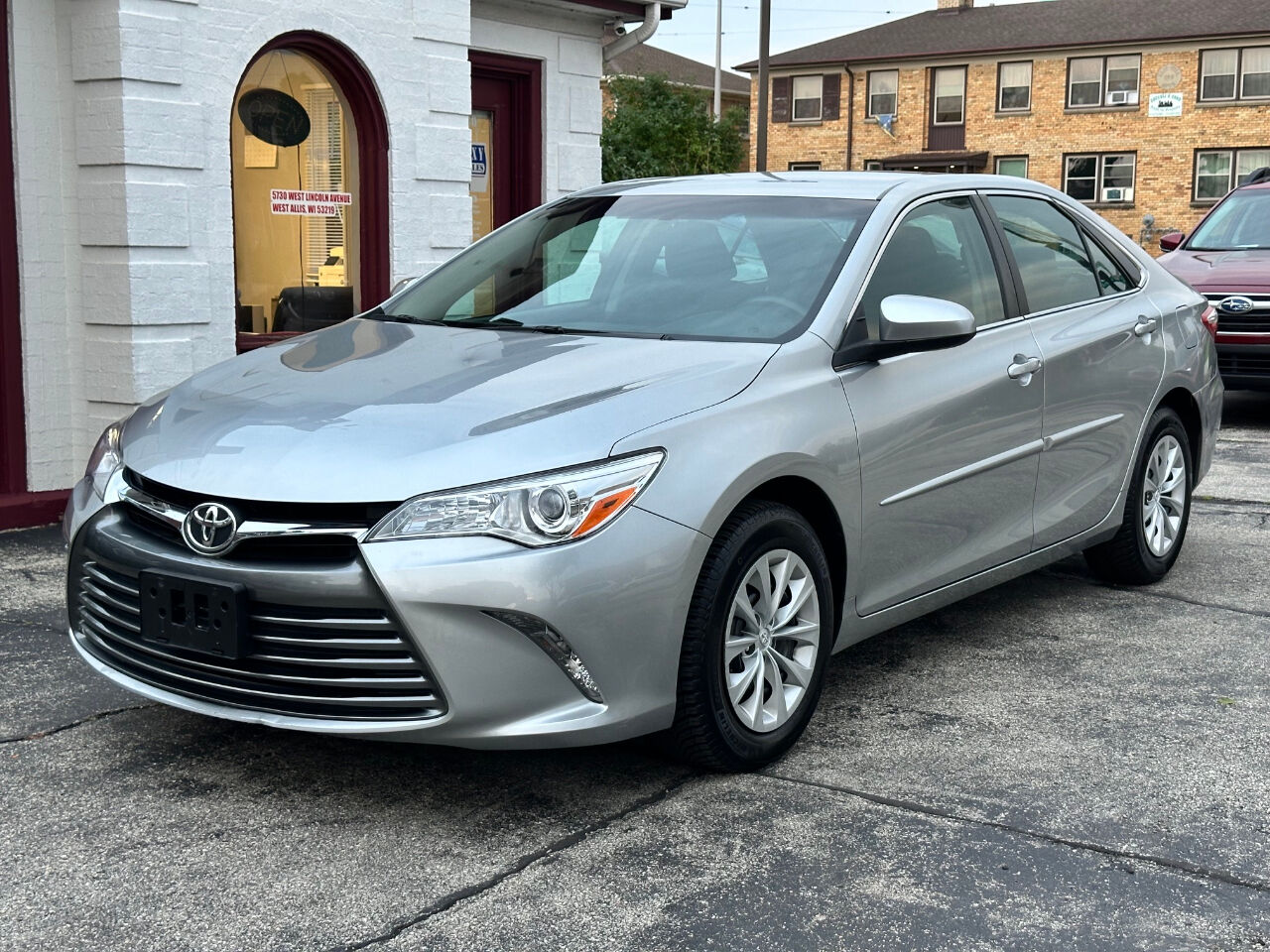 2017 TOYOTA Camry