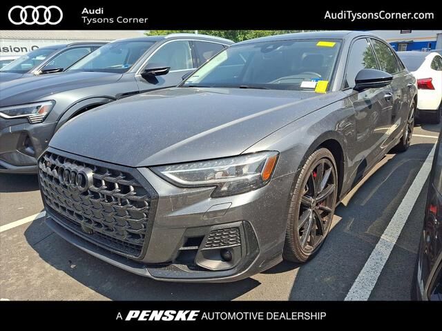 2023 AUDI S8
