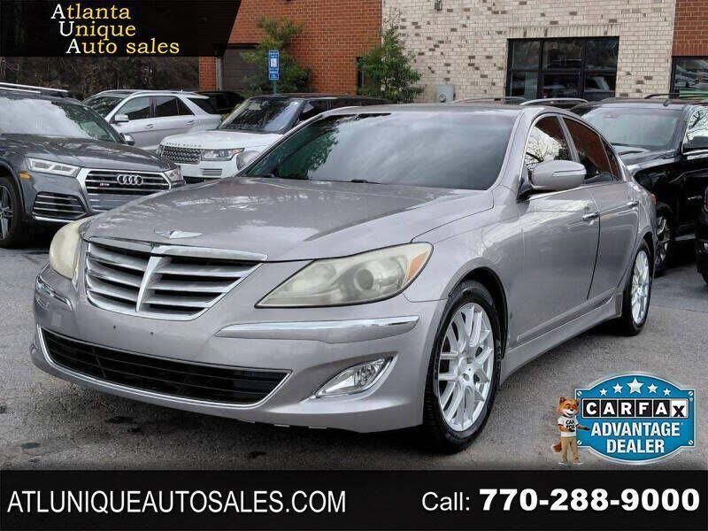 2013 HYUNDAI Genesis
