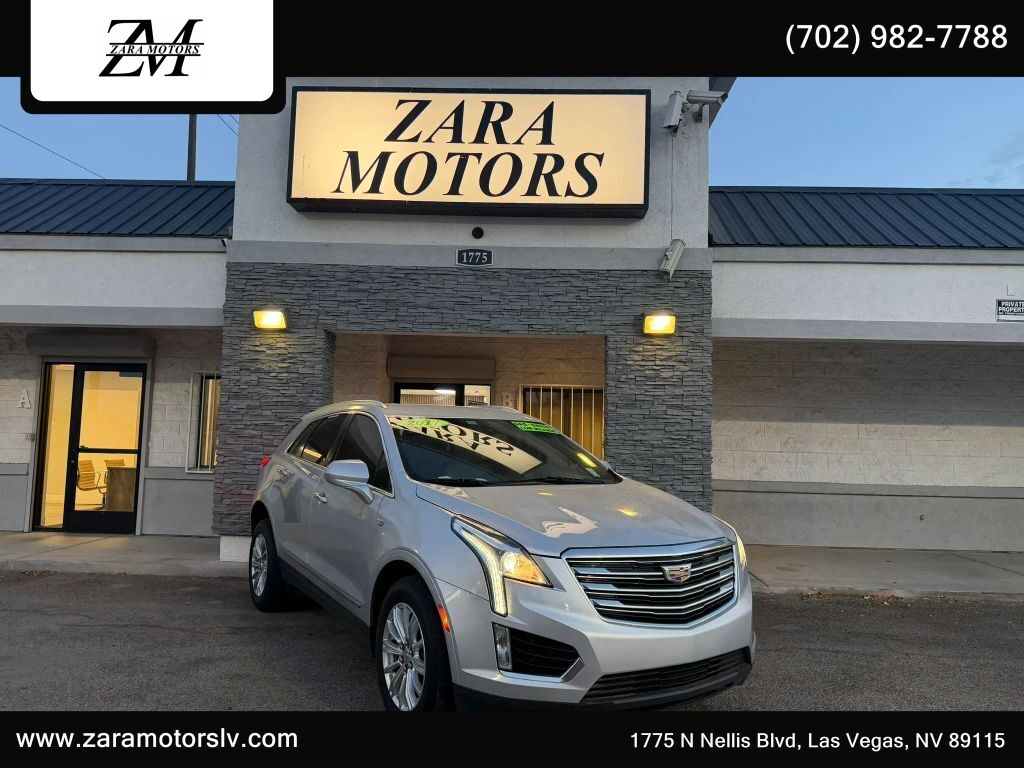 2017 CADILLAC XT5