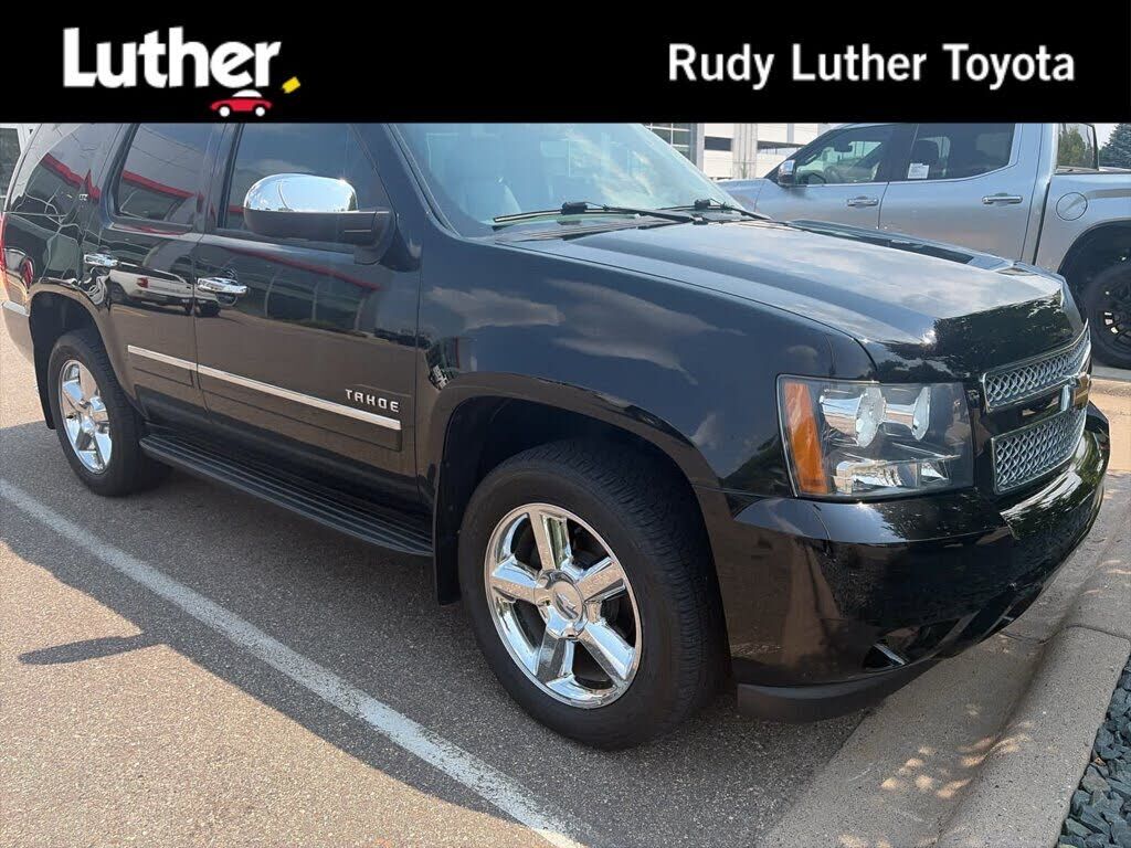 2014 CHEVROLET Tahoe