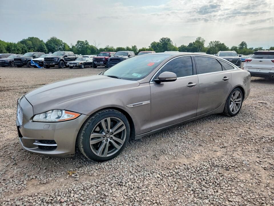 2011 JAGUAR XJ