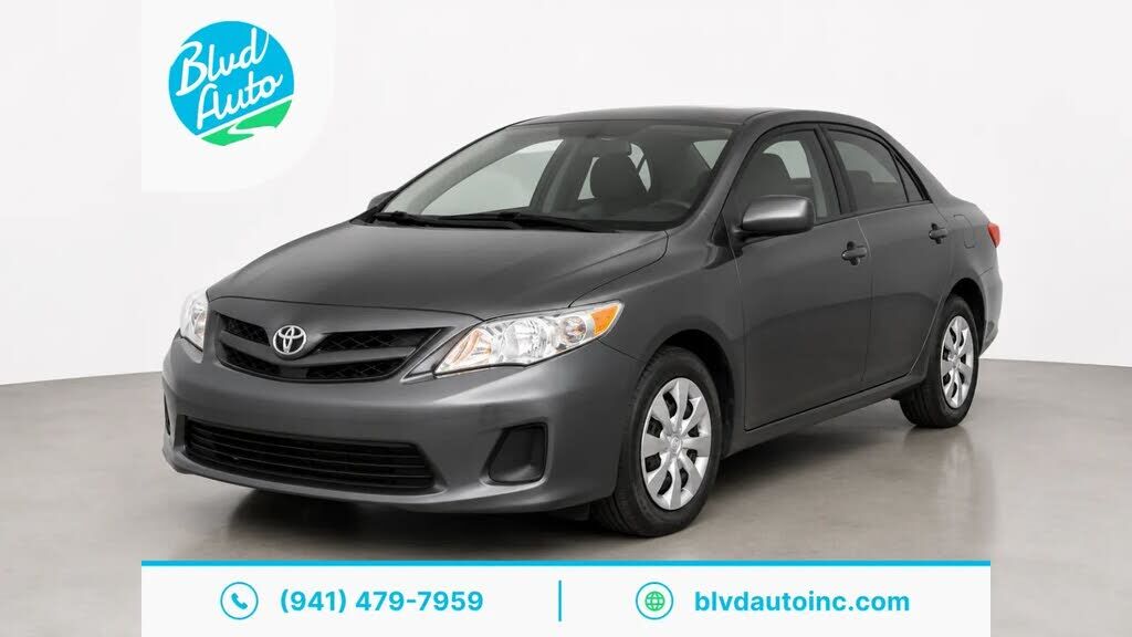 2013 TOYOTA Corolla
