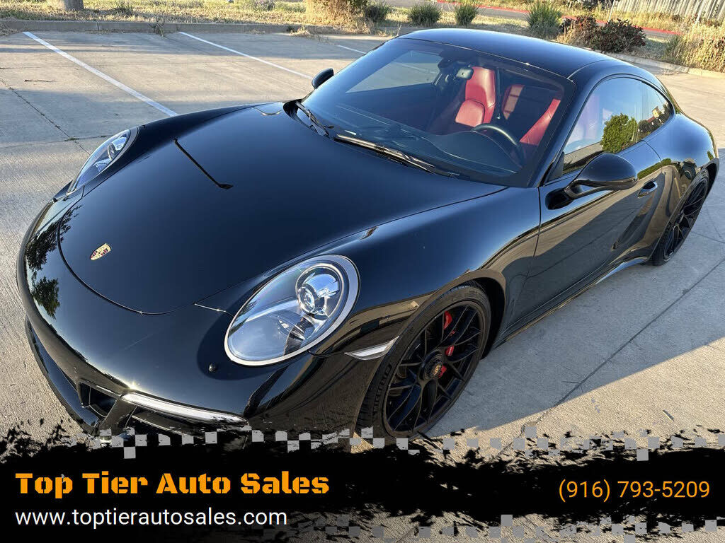 2017 PORSCHE 911