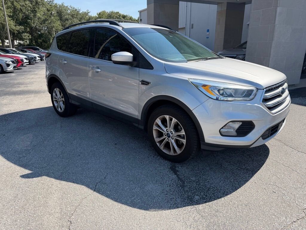 2018 FORD Escape