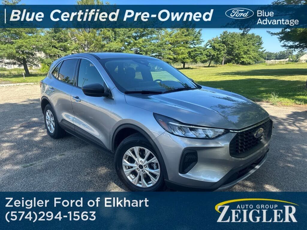 2023 FORD Escape