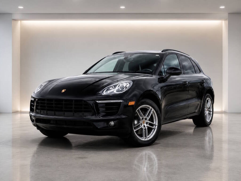 2018 PORSCHE Macan