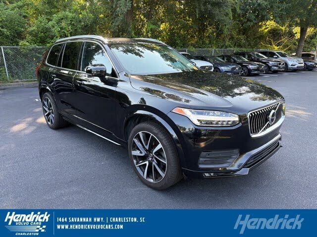 2022 VOLVO XC90