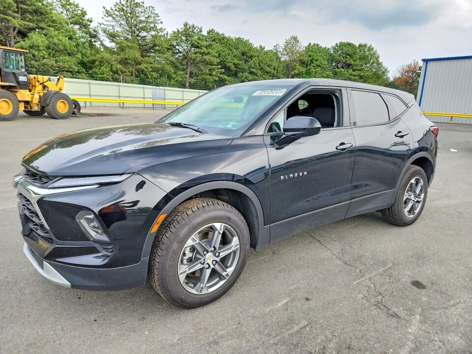 2025 CHEVROLET Blazer