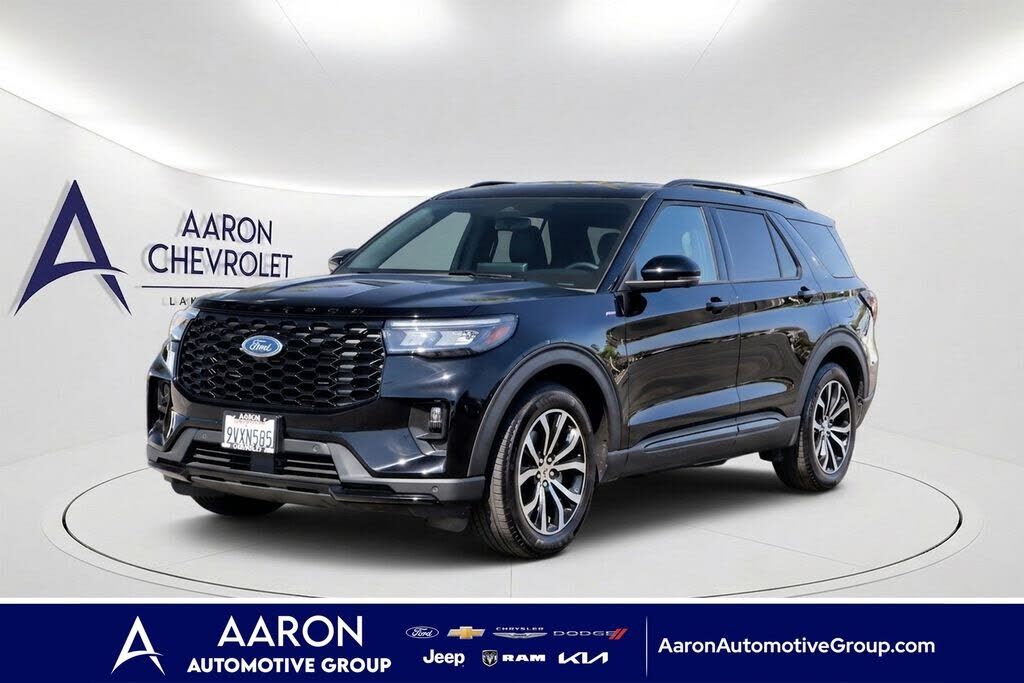 2025 FORD Explorer