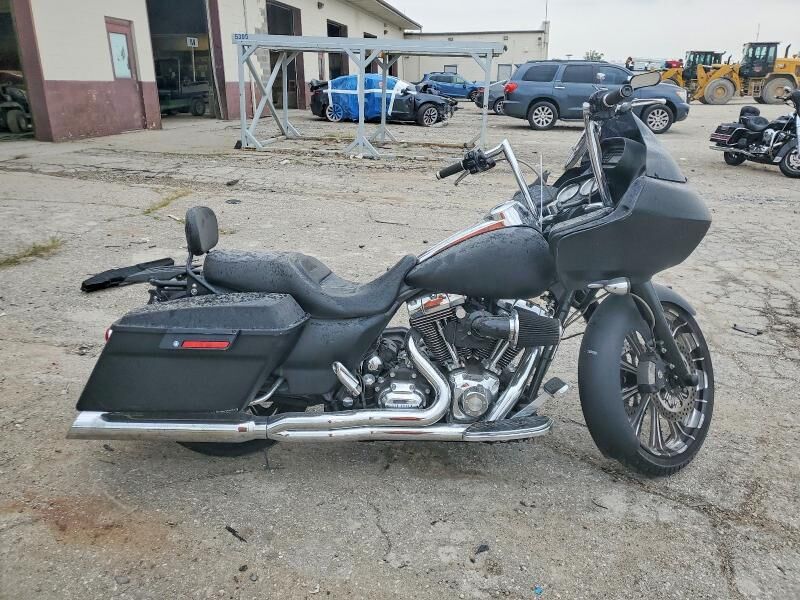 2010 HARLEY DAVIDSON Road Glide Custom