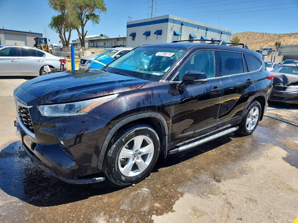 2021 TOYOTA Highlander