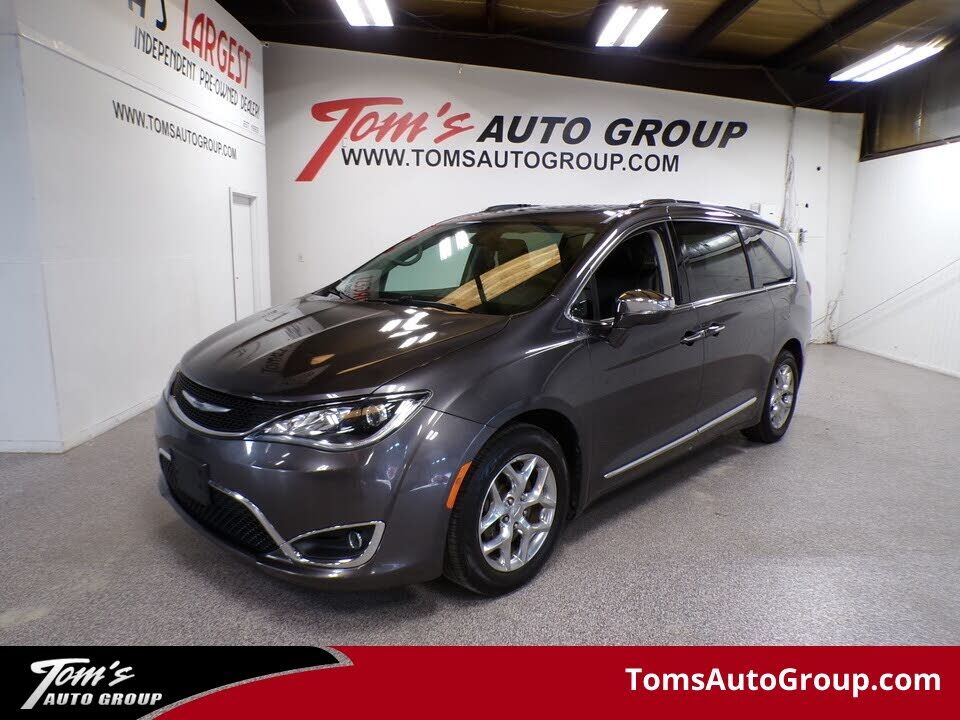 2017 CHRYSLER Pacifica