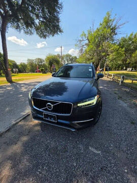 2019 VOLVO XC90