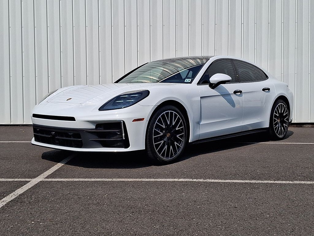 2024 PORSCHE Panamera