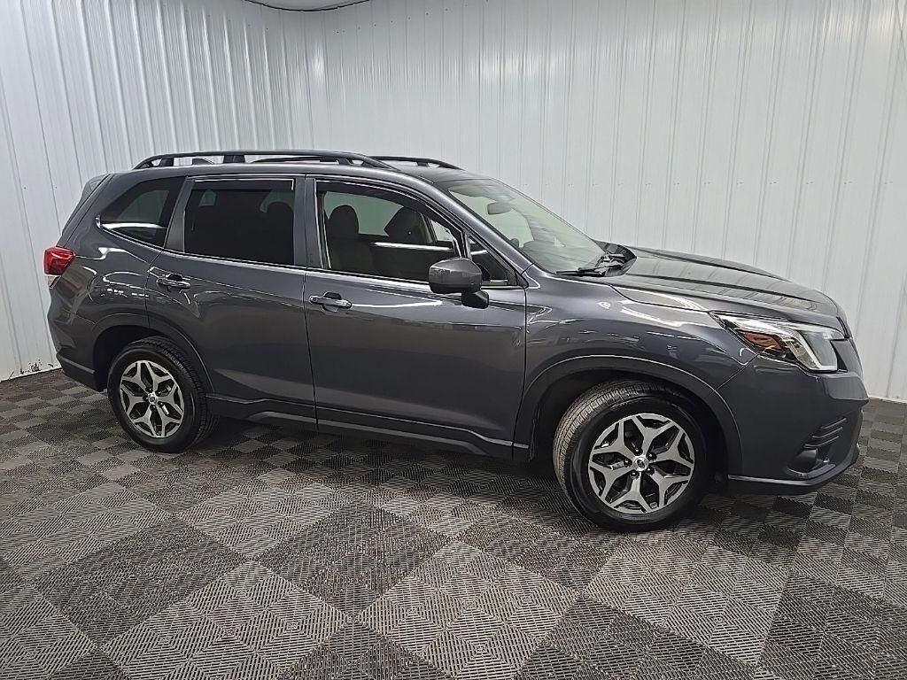 2022 SUBARU Forester