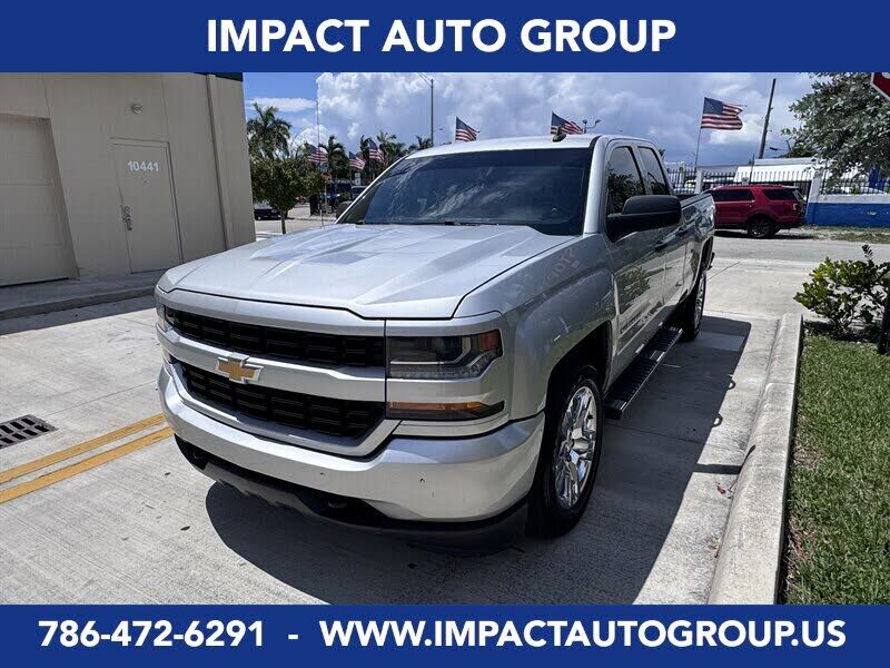 2018 CHEVROLET Silverado
