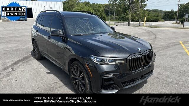 2022 BMW X7