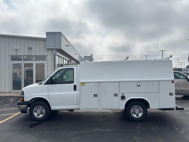 2026 CHEVROLET Express