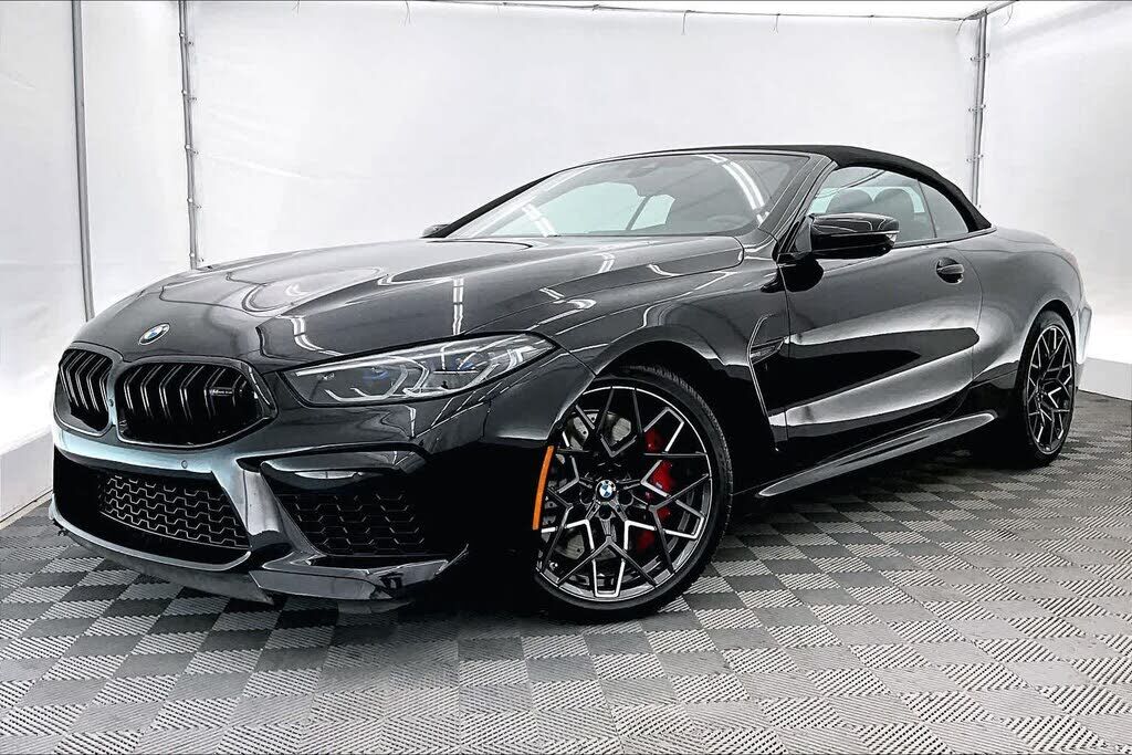 2025 BMW M8