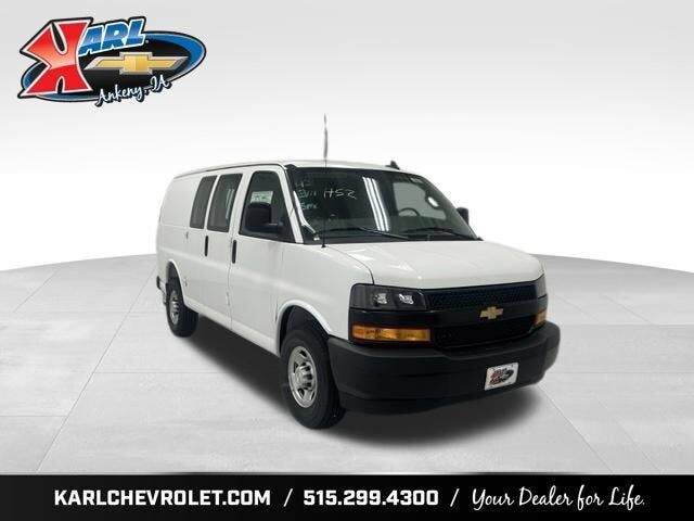 2026 CHEVROLET Express