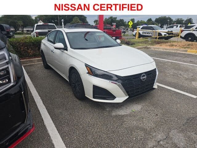 2025 NISSAN Altima