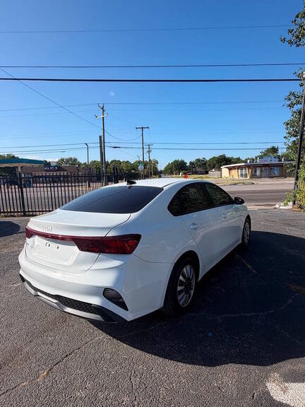 2023 KIA Forte