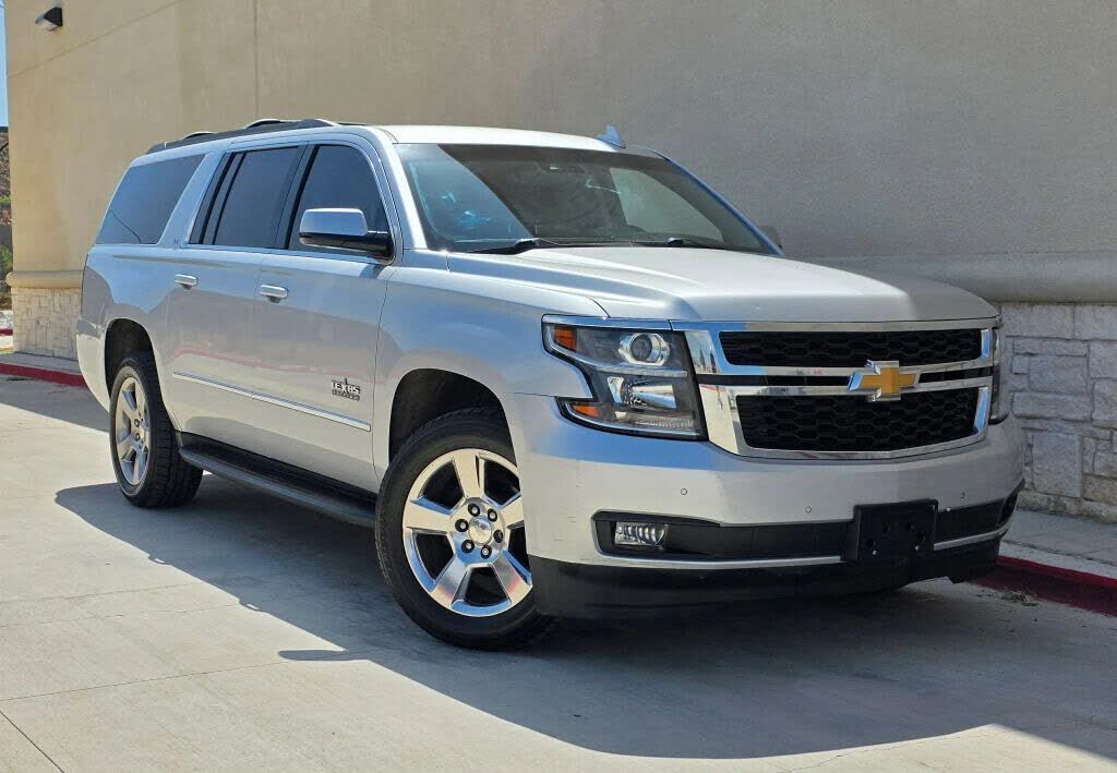 2020 CHEVROLET Suburban