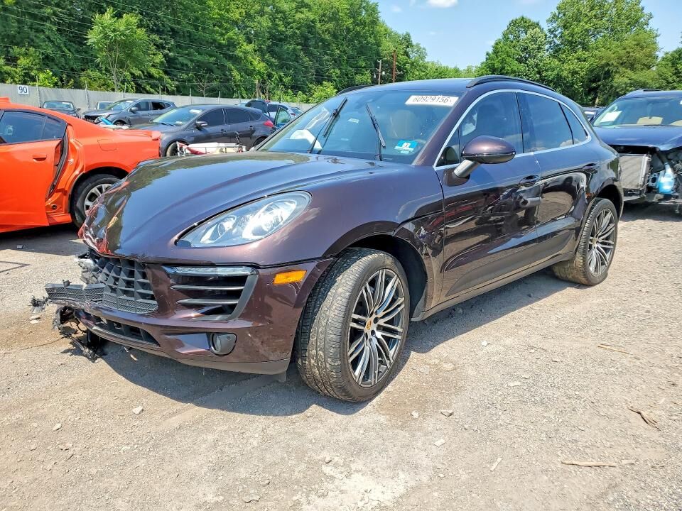 2018 PORSCHE Macan