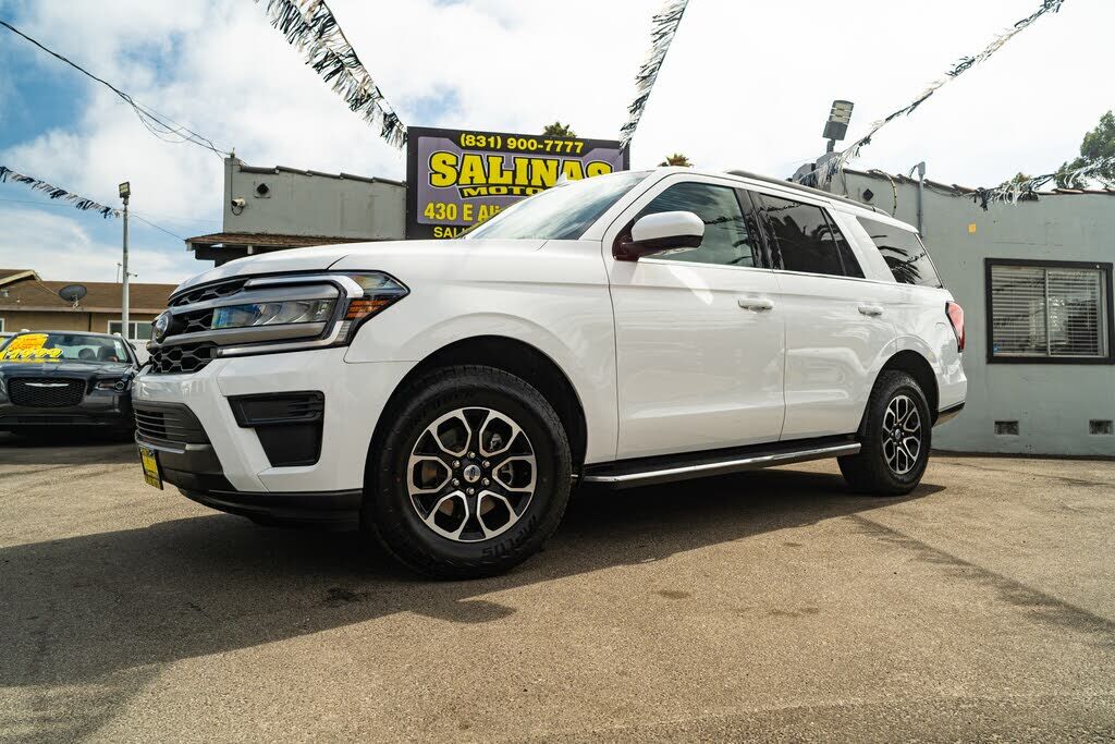 2022 FORD Expedition