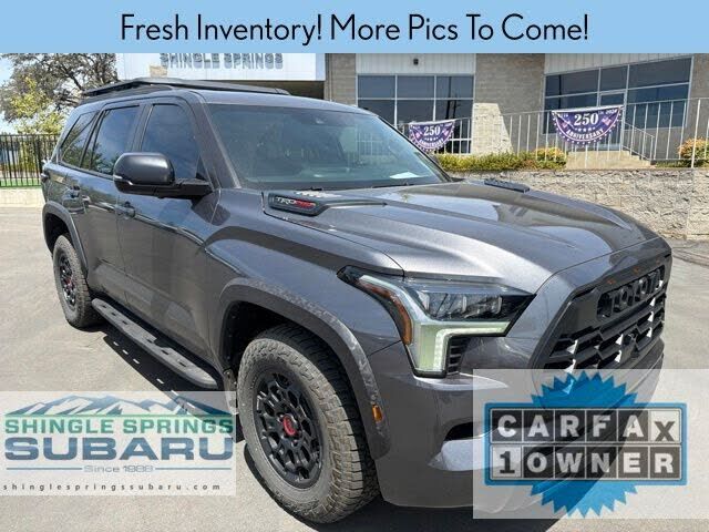 2025 TOYOTA Sequoia