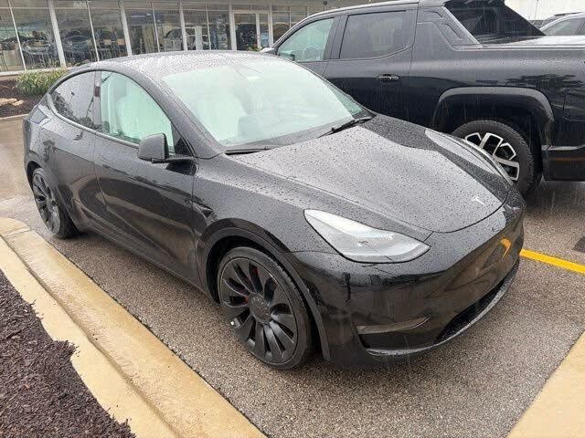 2022 TESLA Model Y
