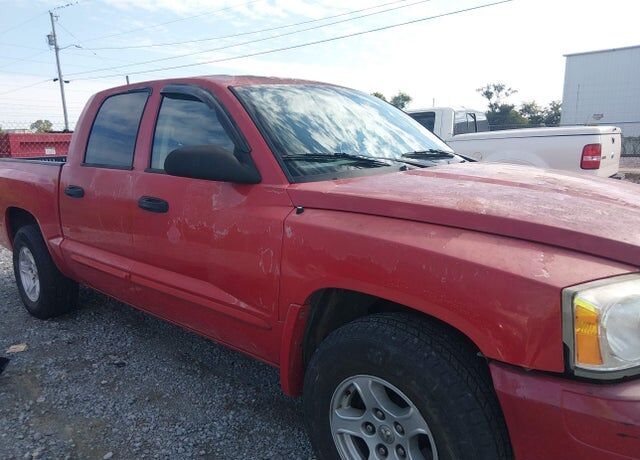 2005 DODGE Dakota