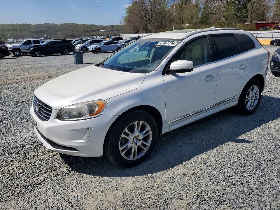 2015 VOLVO XC60