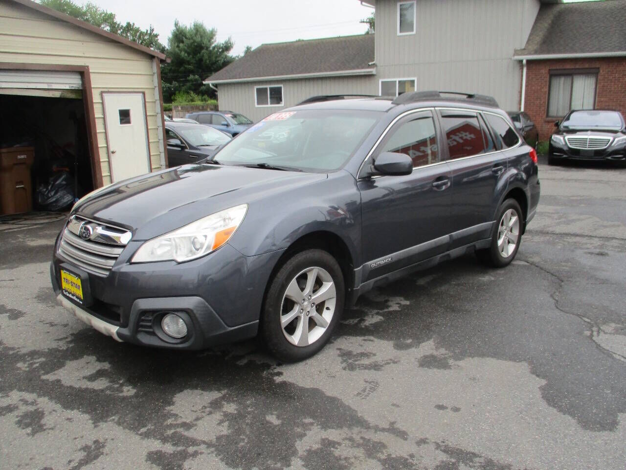 2014 SUBARU Outback