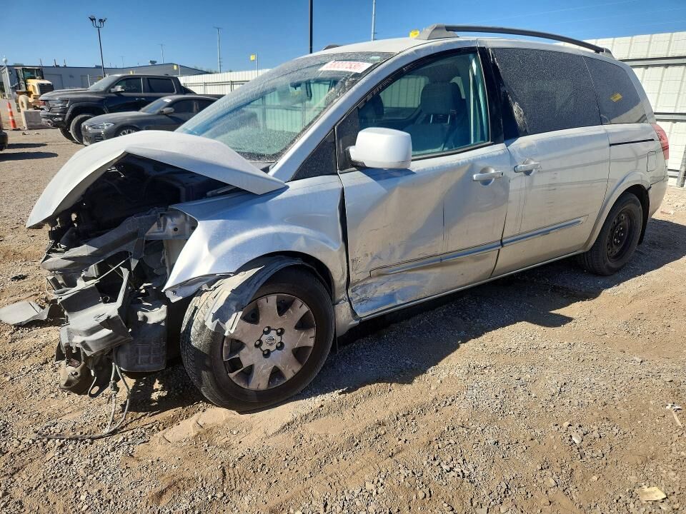 2005 NISSAN Quest
