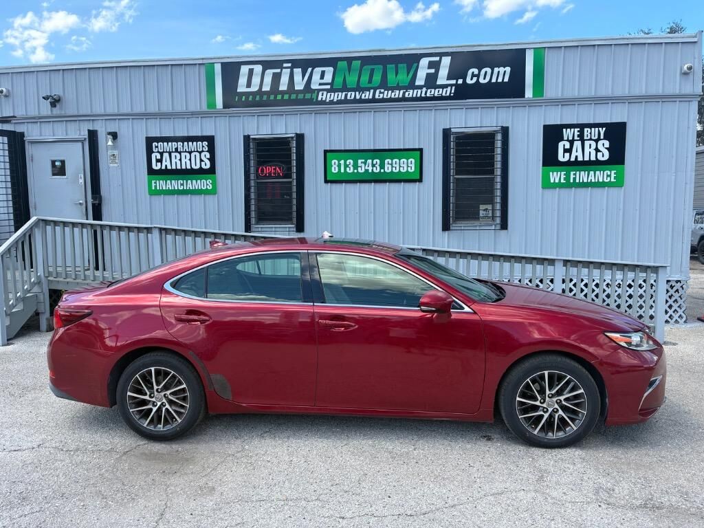 2016 LEXUS ES