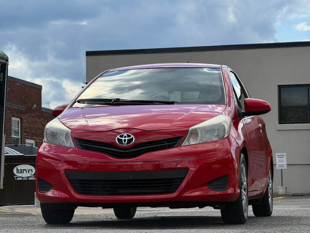 2013 TOYOTA Yaris