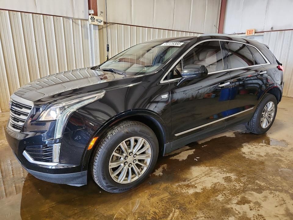 2017 CADILLAC XT5