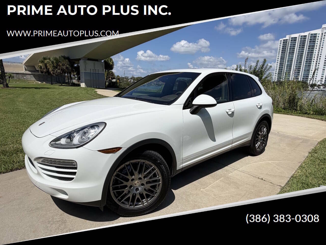 2013 PORSCHE Cayenne